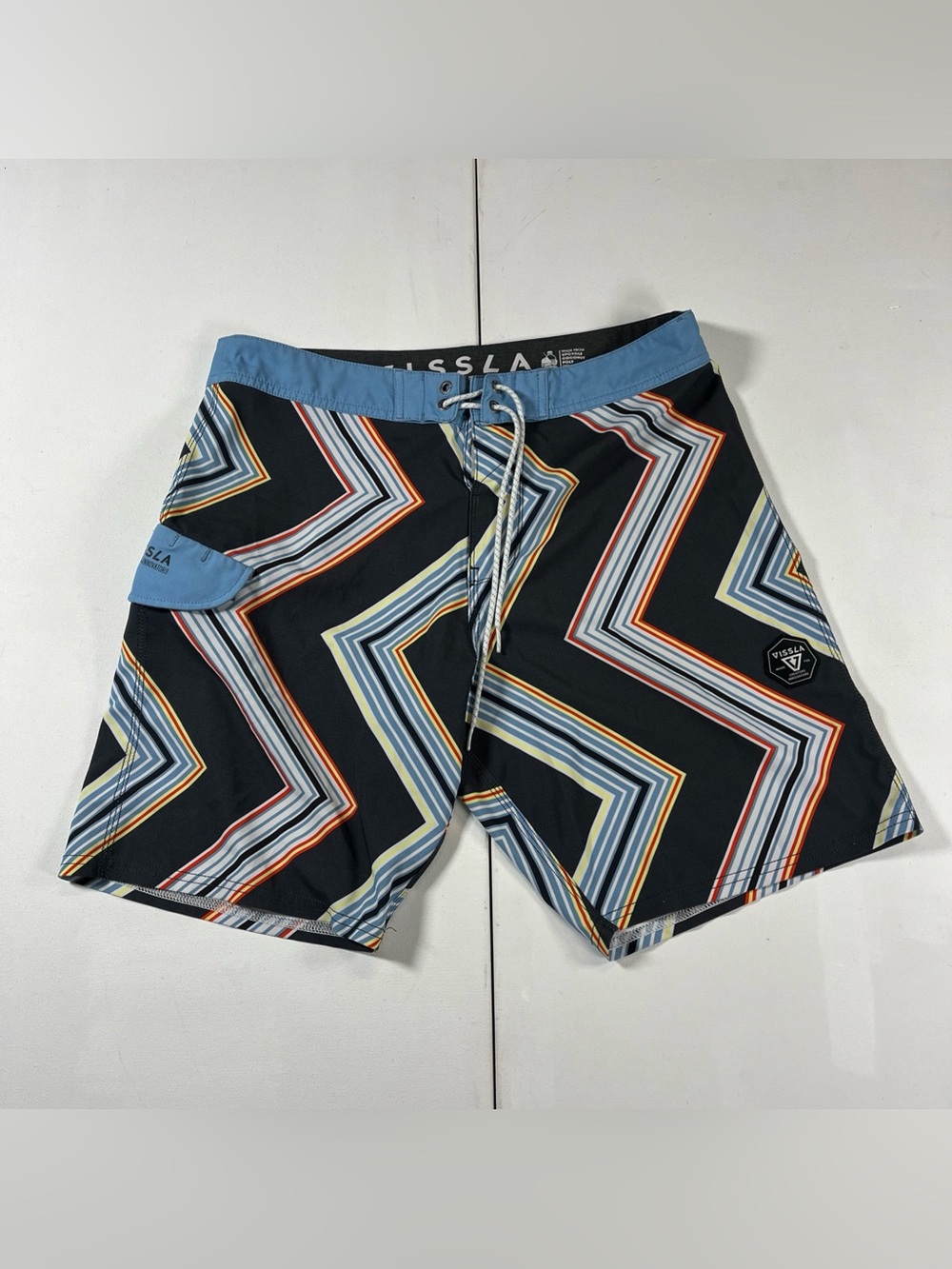 Vissla Board Shorts Striped 9" Inseam Boardshorts Beach Surf Swim Men’s 32